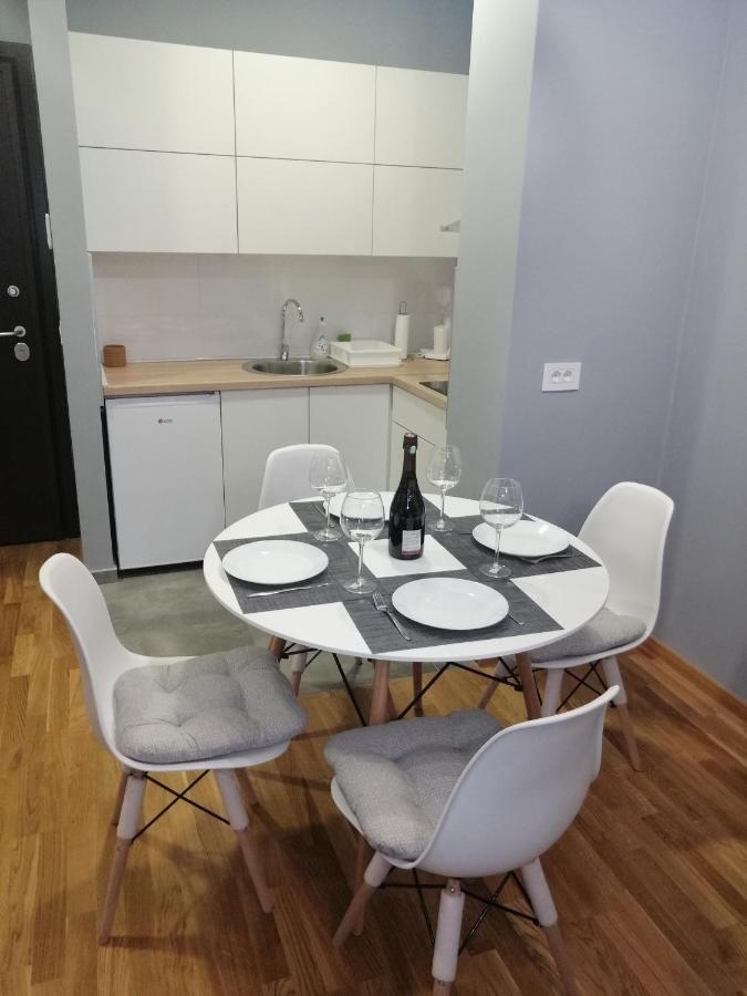 Fit Apartman Belgrade Exterior photo